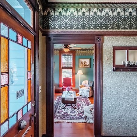 Mamere'S Guest House Monmouth Екстер'єр фото