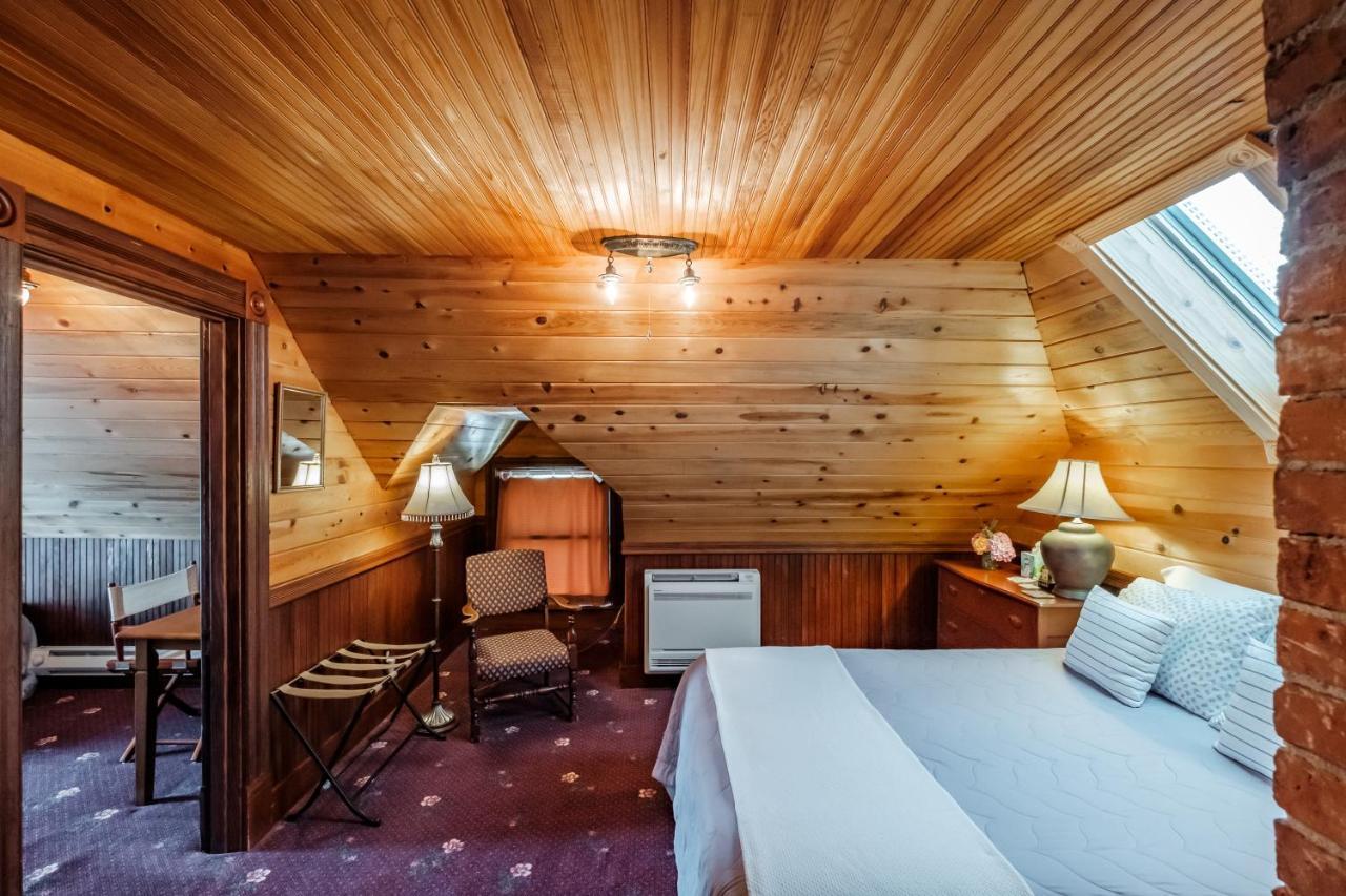 Mamere'S Guest House Monmouth Екстер'єр фото