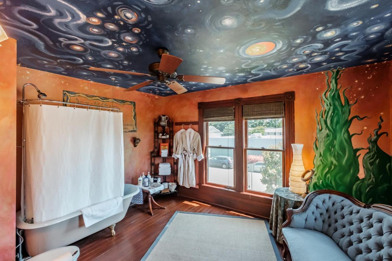 Mamere'S Guest House Monmouth Екстер'єр фото